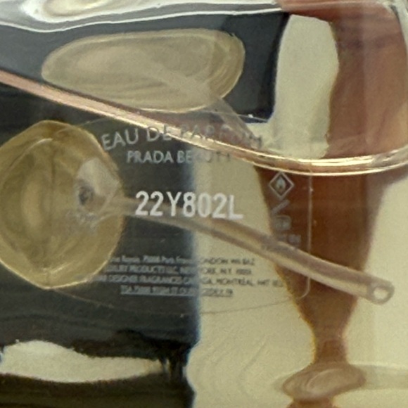 Prada Paradoxe Virtual Flower Eau de Perfume 3 OZ Opened Box - Picture 5 of 5
